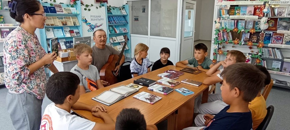Абай – дана, Абай – дара тұлға